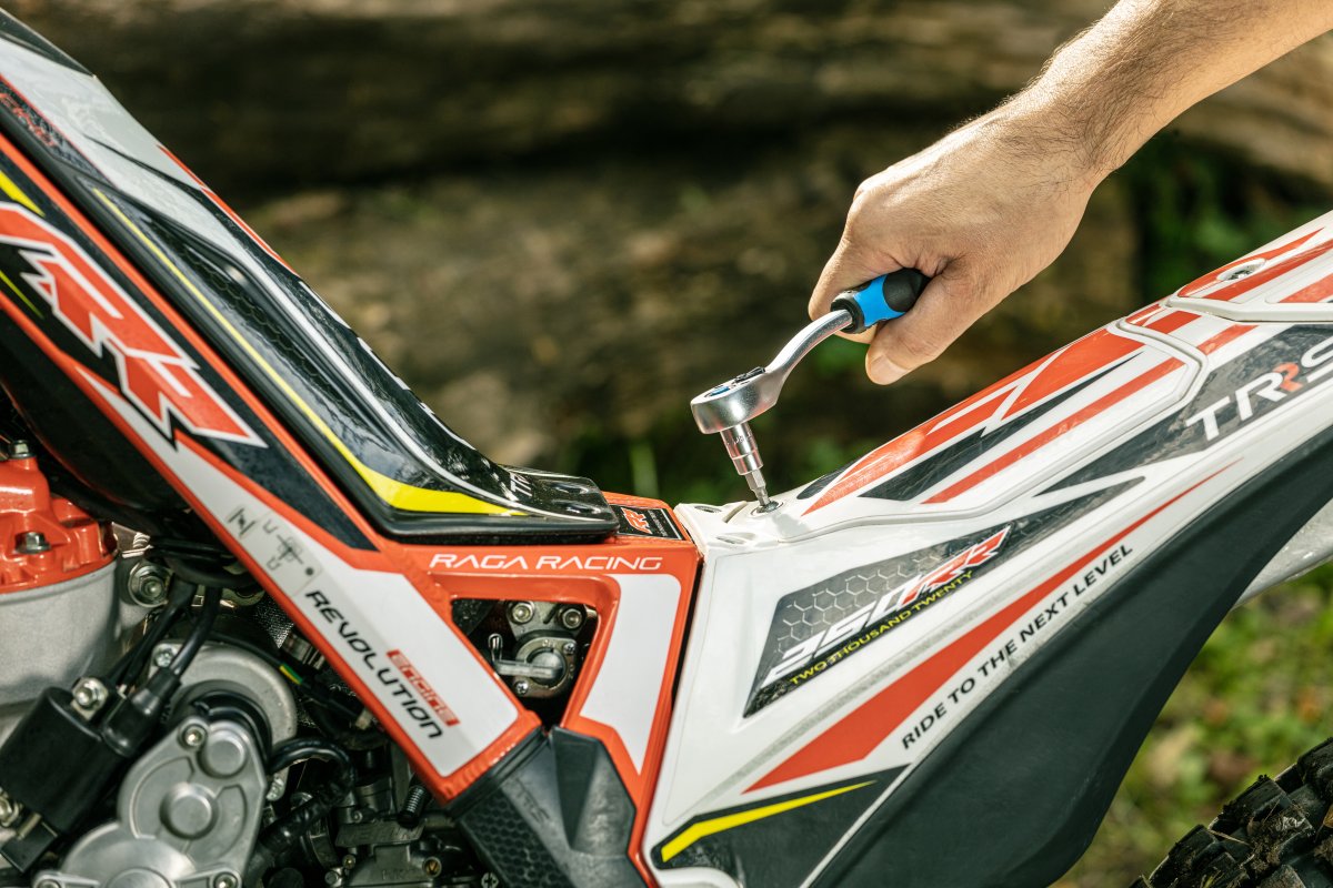 Tirkšķ atslēgas rokturis 1/4", 72T, CrV - Image 3