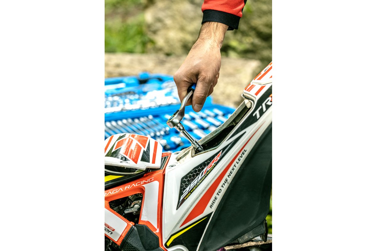 Tirkšķ atslēgas rokturis 1/4", 72T, CrV - Image 2