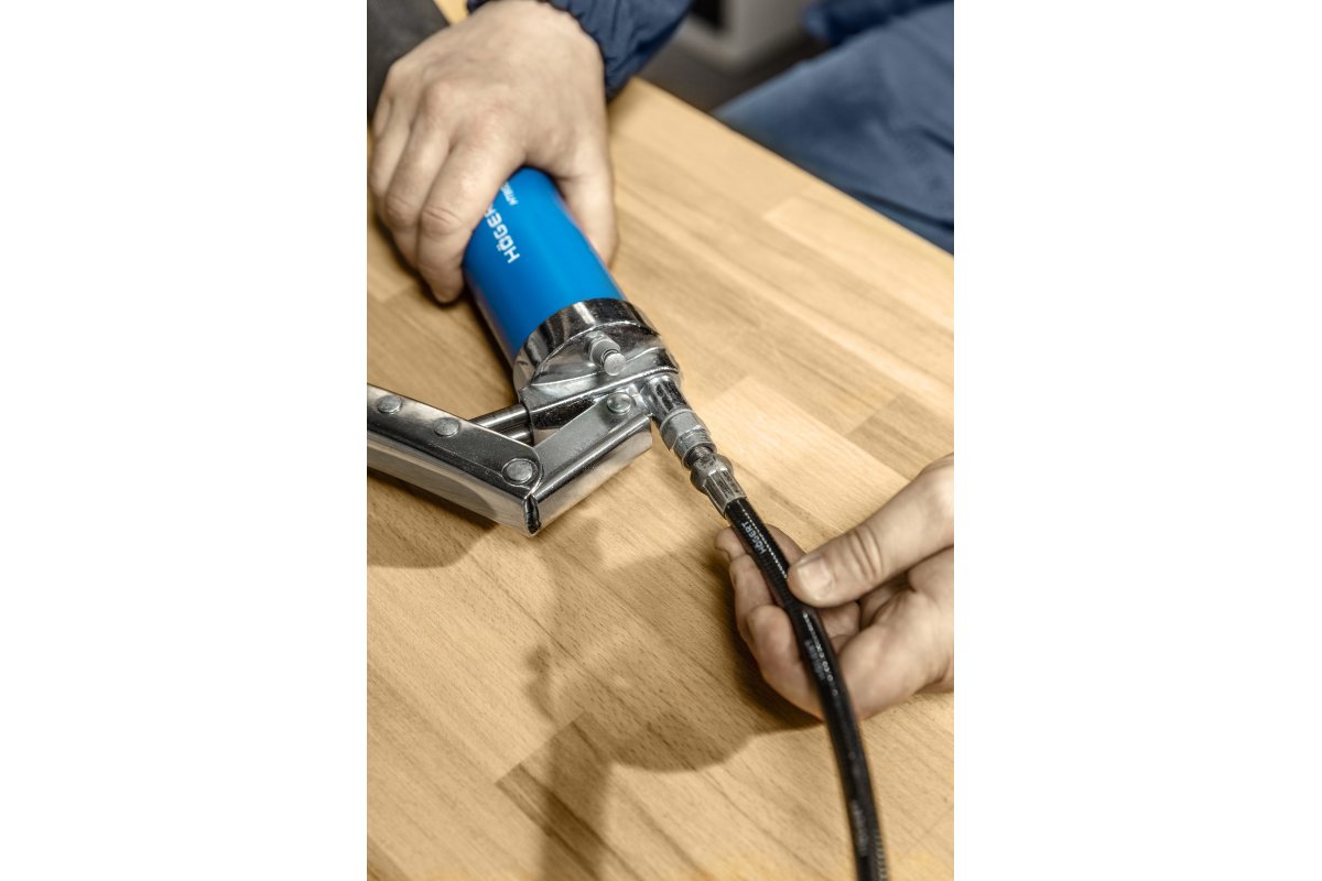 Smērvielu pistole 600ml. HOEGERT