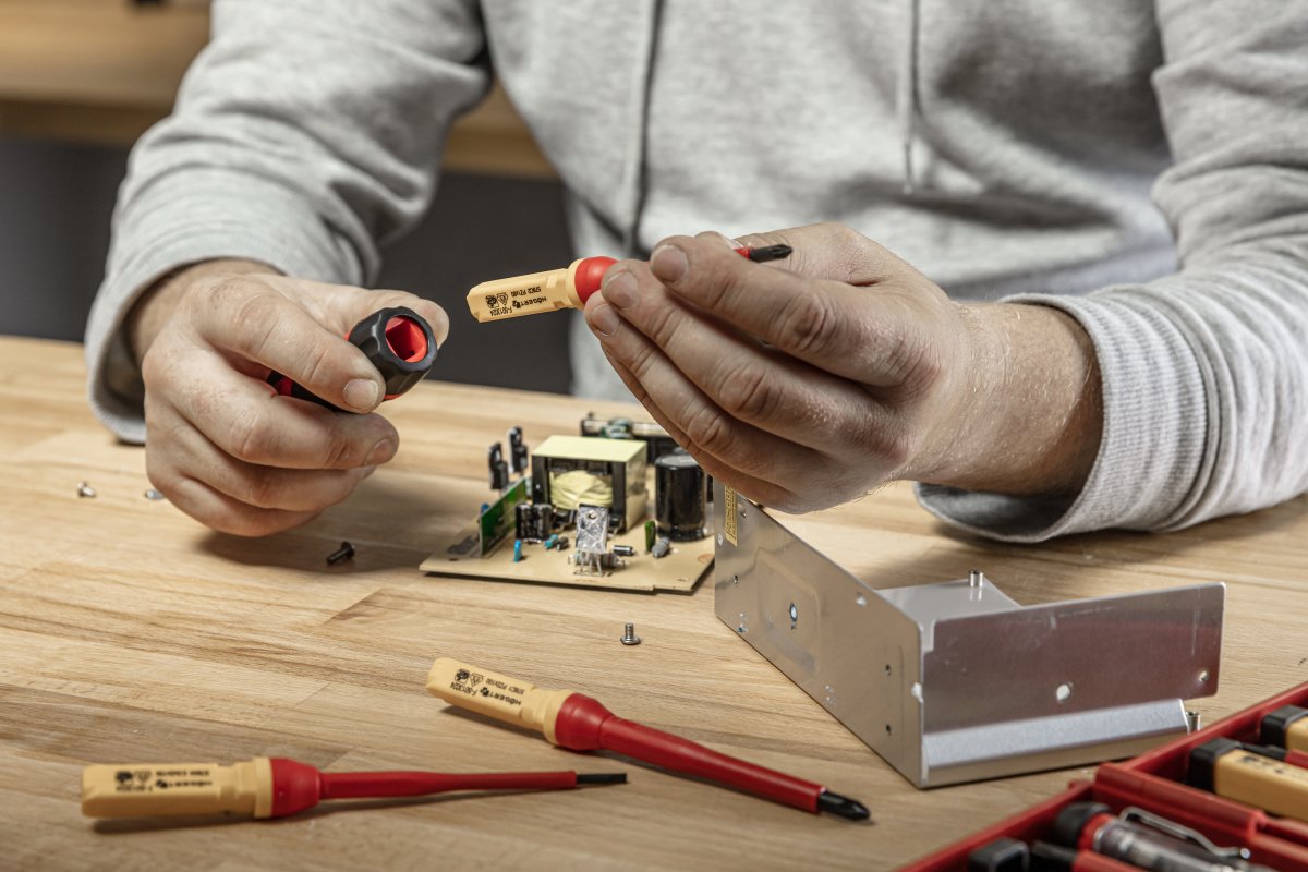 Dielektrisko skrūvgriežu komplekts 1000 V, 13 gab.