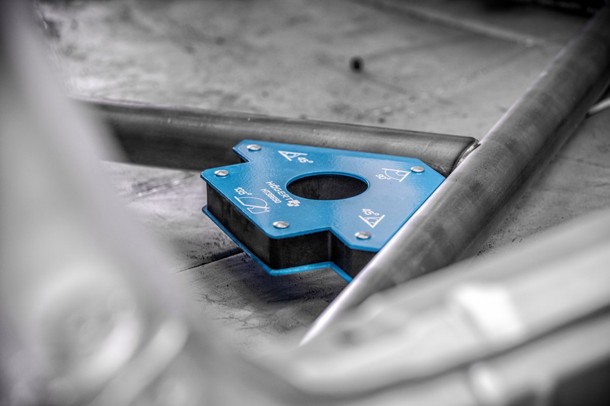 Magnētiskais leņķis 34kg, HOGERT