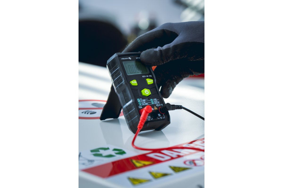 Hogert HT1E605 universāls digitālais skaitītājs FULL-SMART