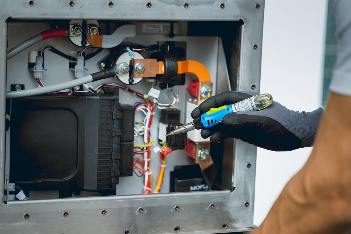 Gāzes lodāmurs 220W 3in1 HT2C401 HOGERT