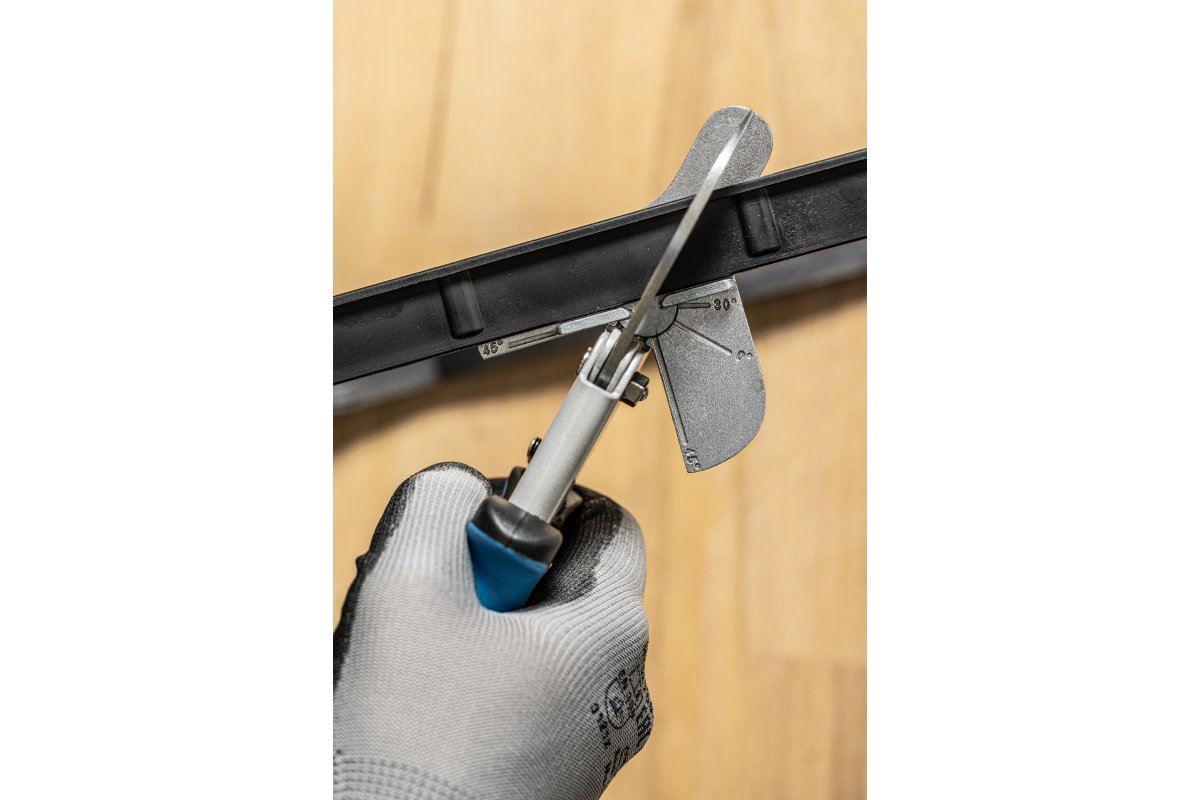 Profila šķēres ar transportieri