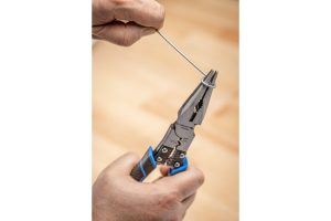 Daudzfunkcionālās knaibles 9 in 1 HT1P244