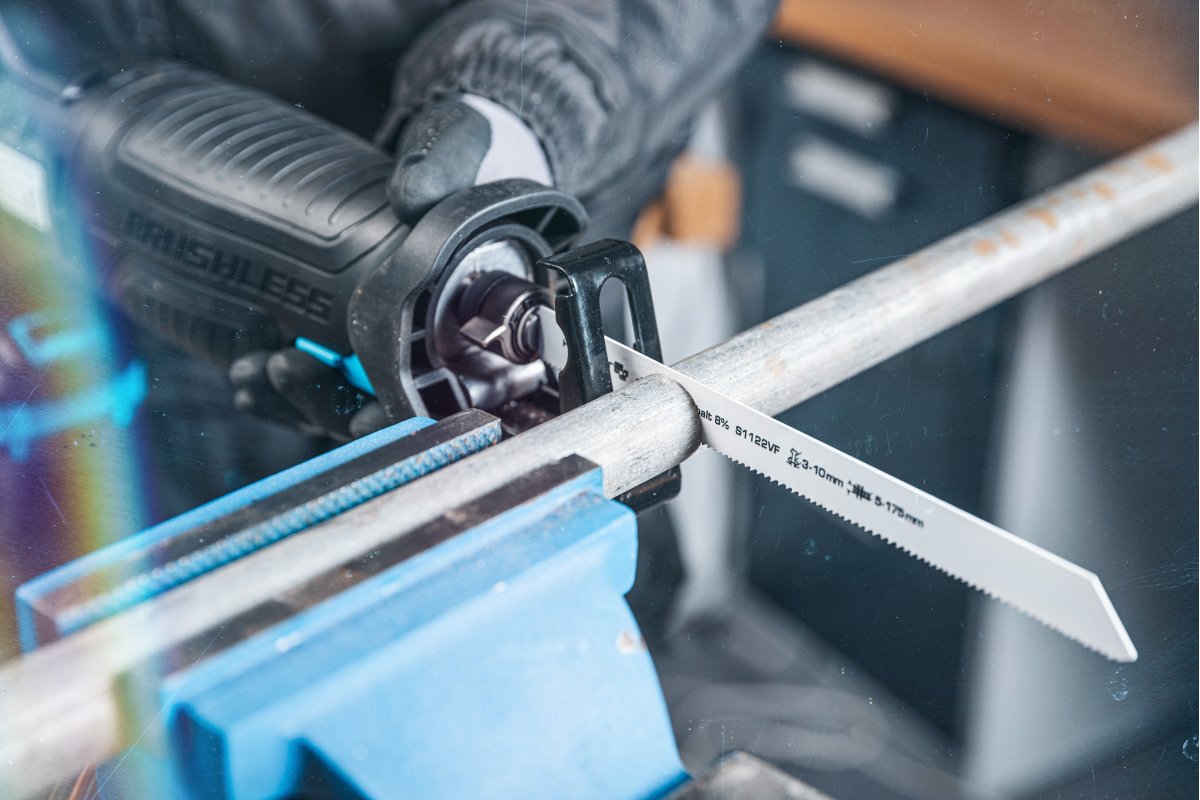 Bezvadu zāģis ar bezsuku motoru, 18V, regulējams ātrums un leņķis, HT2E234-0RS, HOGERT - Image 4