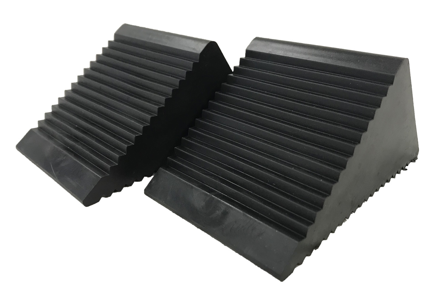 2 gab pretslīdes riepu bloks (TB2A)